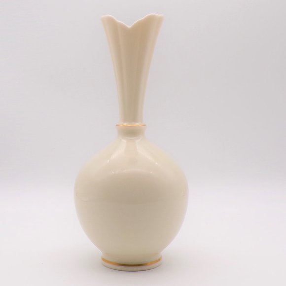 Vintage Lenox Rose Cream and Gold Vase - Picture 6 of 12